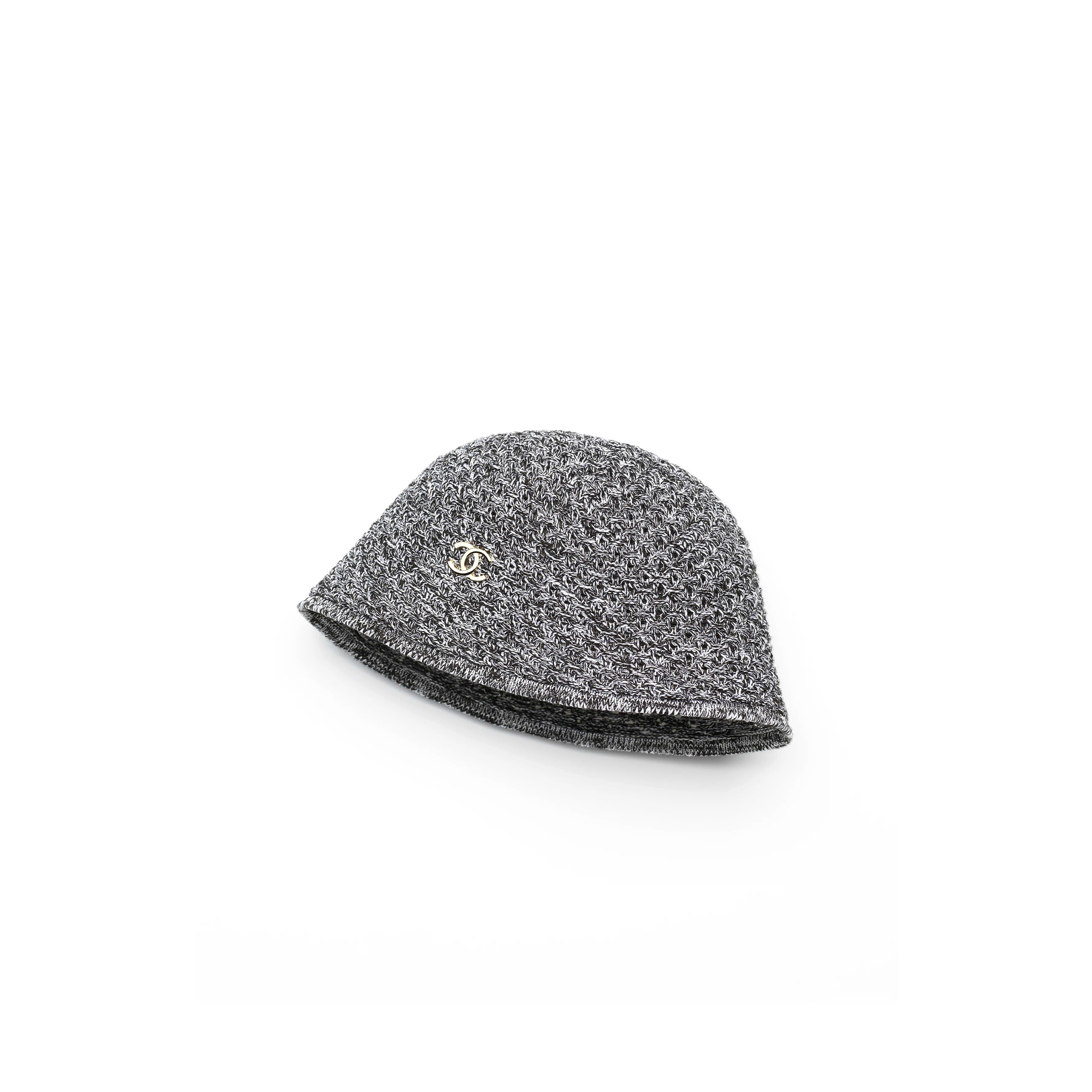 CHANEL CLOCHE HAT AAC043